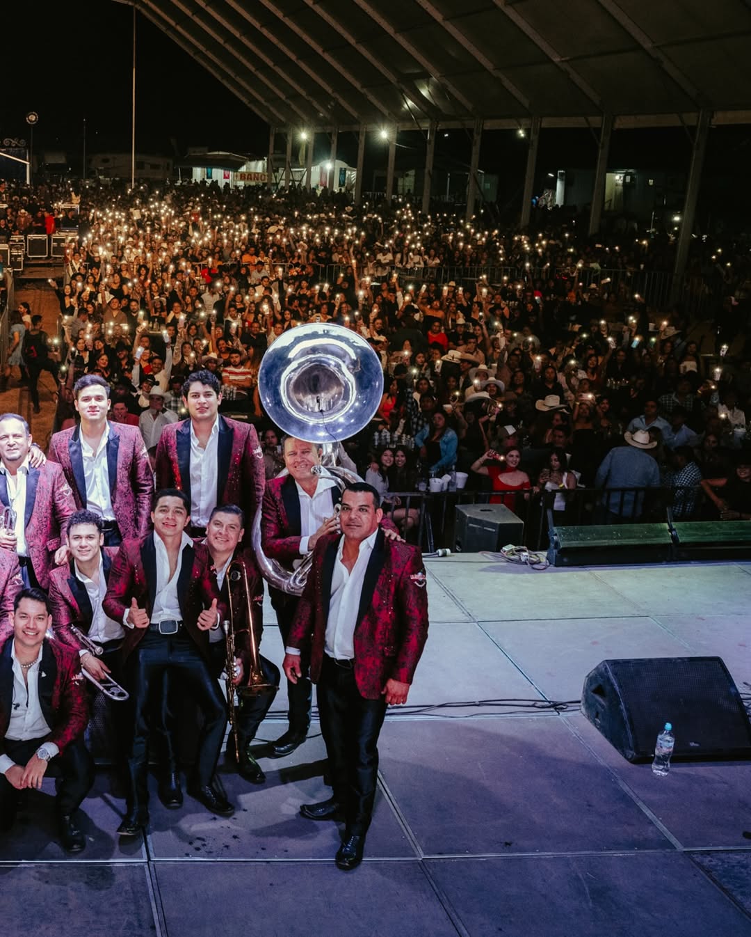 La Arrolladora Banda El Limón De Rene Camacho